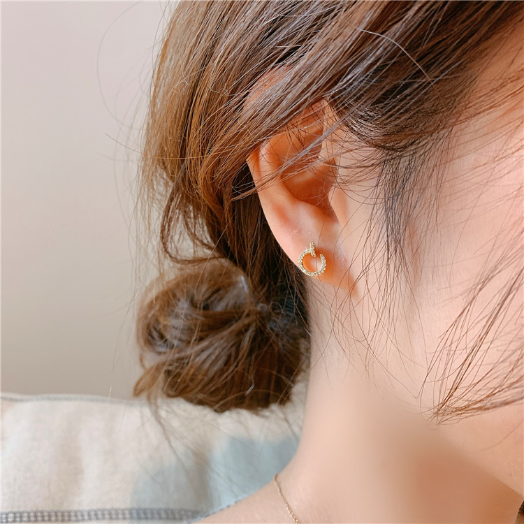 Bông tai hình chữ C cao cấp mới Bông tai nhỏ và đa năng