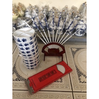 Đũa Và Bát Thờ