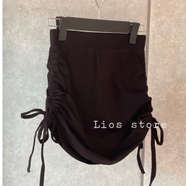 CHÂN VÁY NHÚN RÚT DÂY KÈM QUẦN TRONG LIỀN