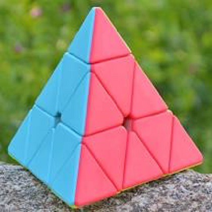 (GIÁ SẬP SÀN) Bộ đồ chơi rubik tam giác cực trơn các mặt được phủ lớp sơn không mùi an toàn cho người chơi hàng có hộp