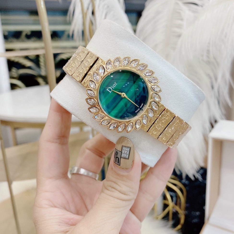 Đồng hô đeo tay thời trang, đồng hồ nữ đẹp cao cấp DIOR dây mành dáng lắc tay mặt kim loại đính đá