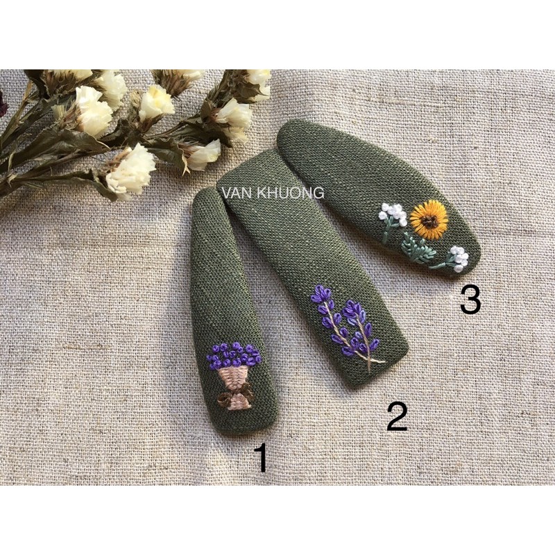 Kẹp tóc thêu tay phong cách đơn giản tone xanh rêu