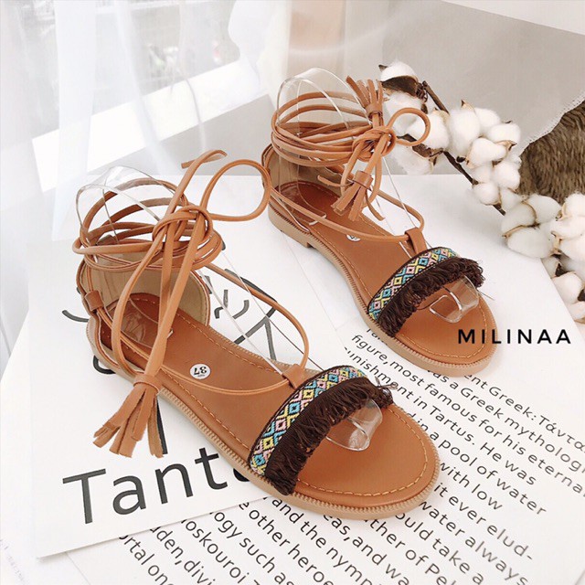 Giày sandal thổ cẩm buộc dây màu đen phong cách boho