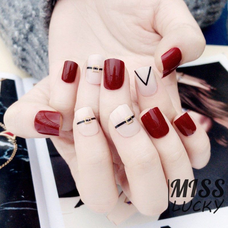 Nhãn dán móng tay kiểu dáng thời trang phong cách