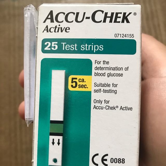 Que thử đường huyết Accu-chek 25 que