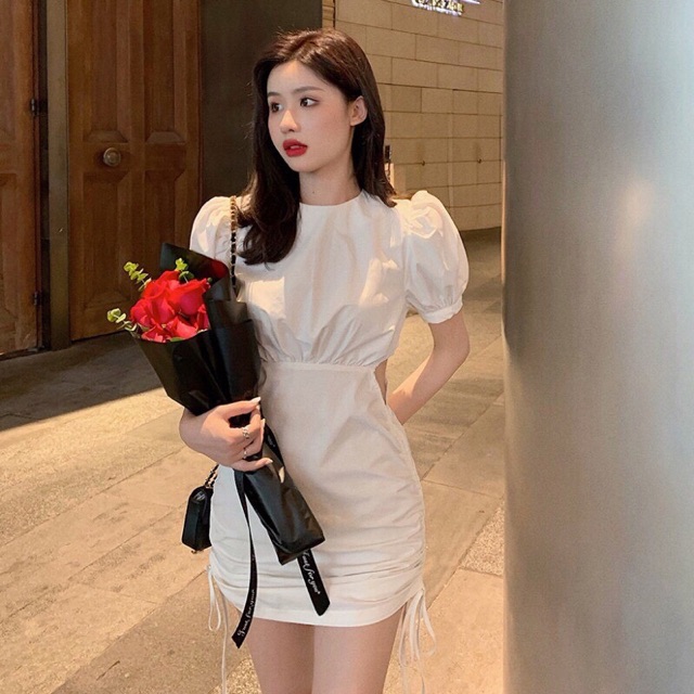 Đầm trắng khoét eo rút thân | BigBuy360 - bigbuy360.vn