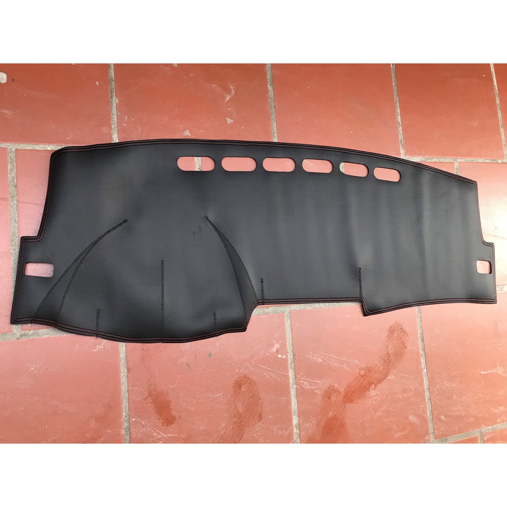 Thảm taplo da vân carbon cao cấp Altis 2009-2013