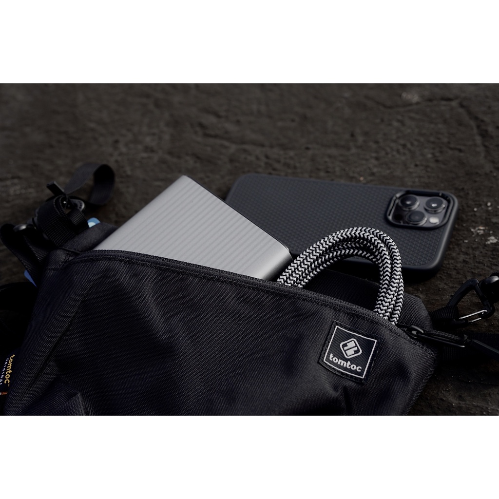 Sợi cáp C TO L 20/30W HYPERDRIVE TOUGH 2M MFI dành cho IP/IP HD-CLB523 - Hàng chính hãng