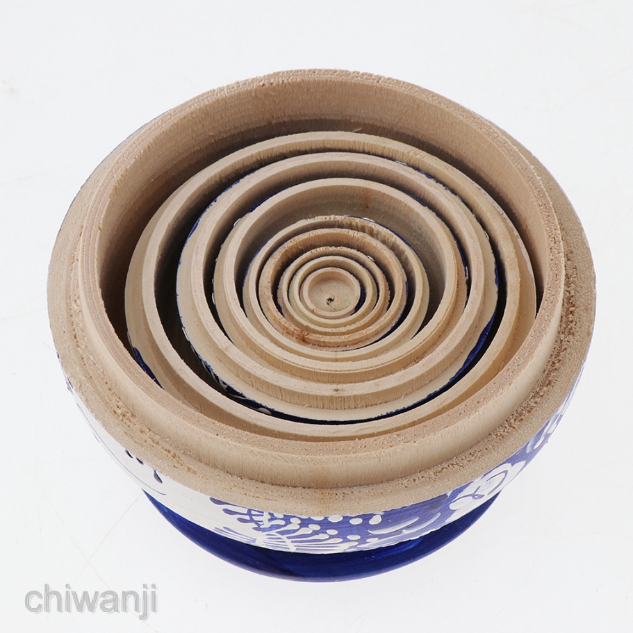 Búp bê nga Matryoshka vẽ bằng tay màu xanh dương