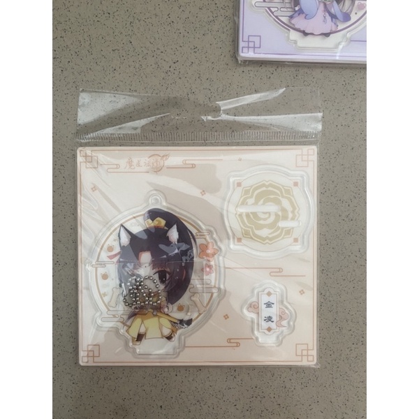 Standee kiêm móc khoá chính hãng Aimon