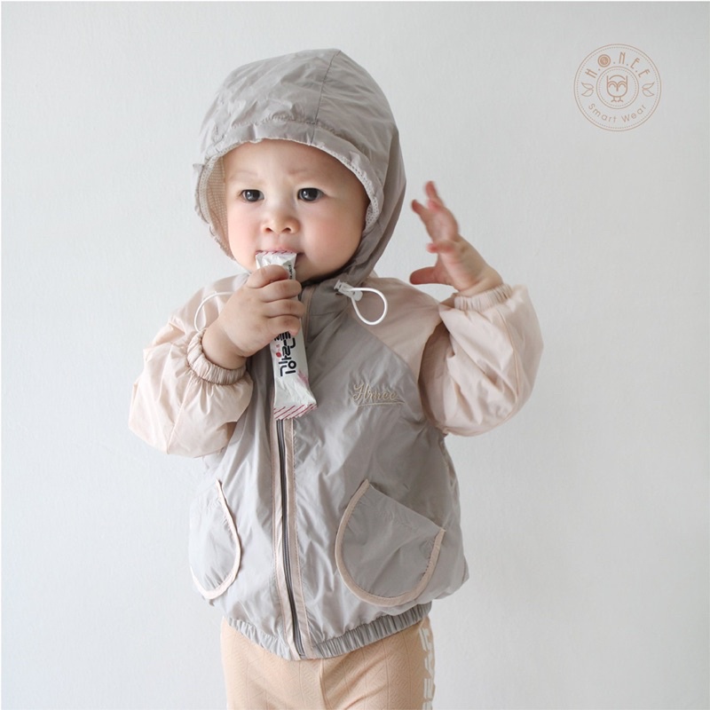 {Nhùn nhùn}Áo khoác gió Hrnee 2 lớp có mũ