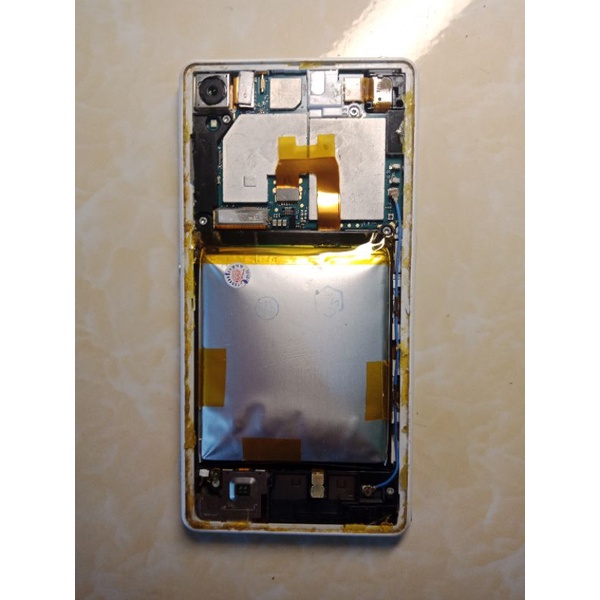 Xác xperia z3c