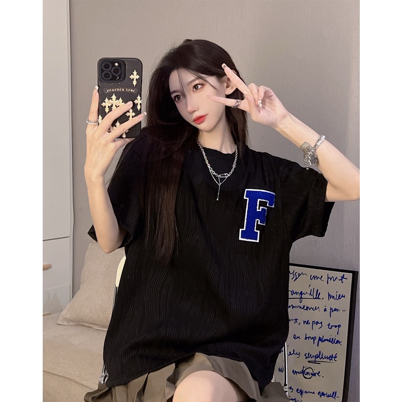 [Hana And Alice] Áo Thun Lụa Lạnh Tay Ngắn Dáng Rộng Thêu Họa Tiết Xinh Xắn Cho Nữ