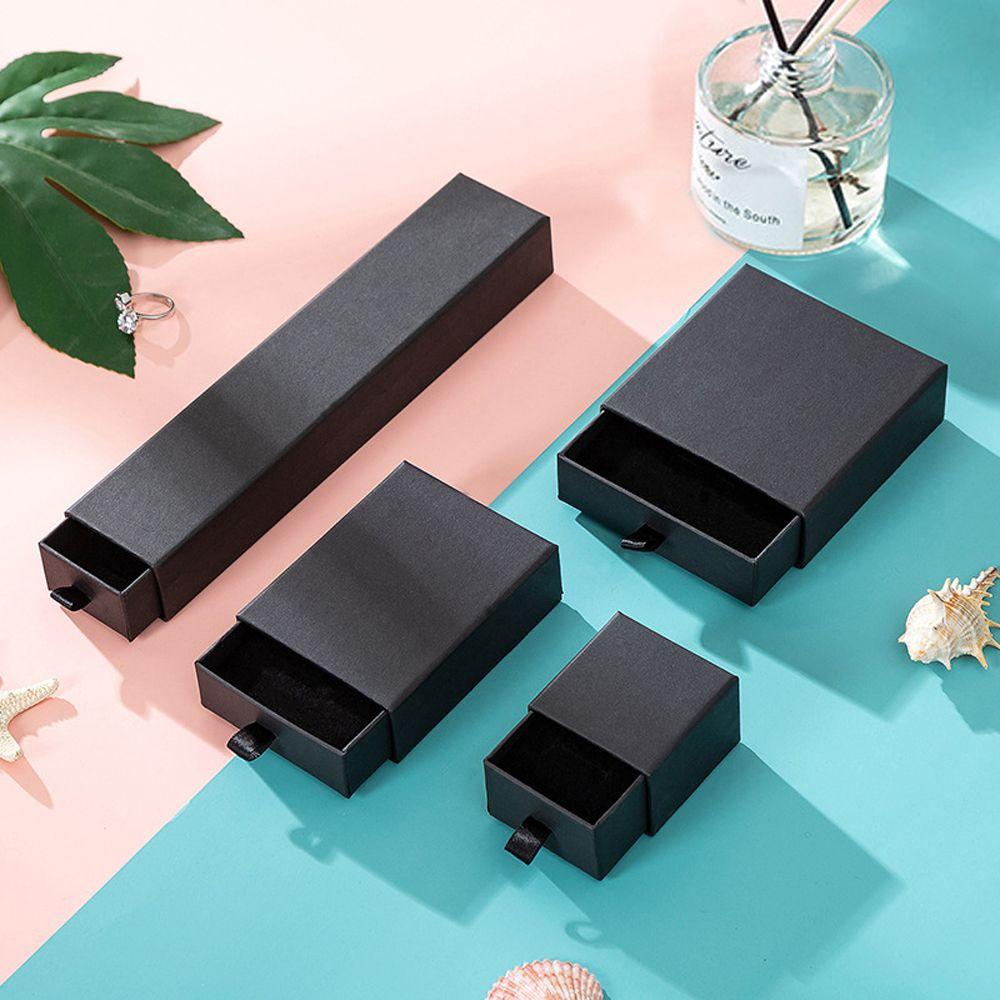 Hộp Đựng Trang Sức Hình Vuông Màu Sắc Đơn Giản AARON1