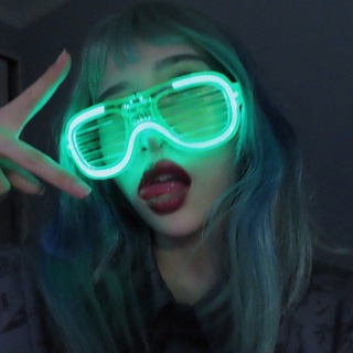 HÀNG CÓ SẴN Mắt kính bằng nhựa sọc ngang có đèn LED nhấp nháy lấp lánh đi chơi độc đáo vui nhộn CHỌN MẪU 000733