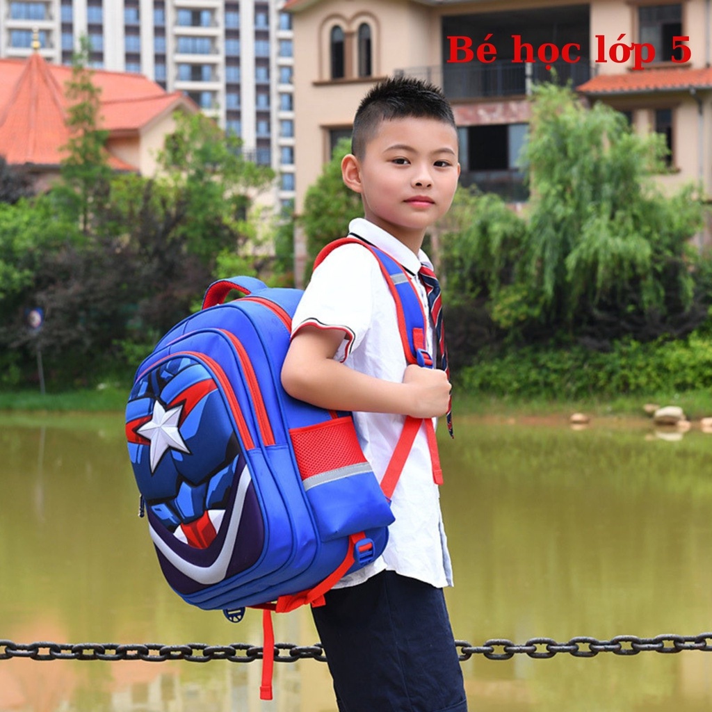 Balo cho bé trai tiểu học từ lớp 1 đến lớp 5 hình siêu nhân 3D chống nước, va đập KDB18