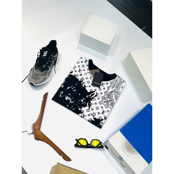 Áo Phông Nam Lv cao cấp Was sơn full áo - Áo Thun Quảng Châu lv in chữ toàn thân 2 màu trắng đen