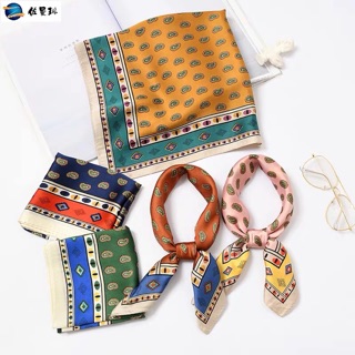 Khăn lụa hoạ tiết size nhỏ. (Size 53x53)