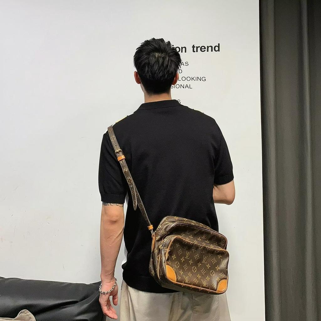 Áo Thun Polo Tay Ngắn Dáng Ôm Họa Tiết Kẻ Sọc Màu Đen Thời Trang Mùa Hè Cao Cấp Cho Nam