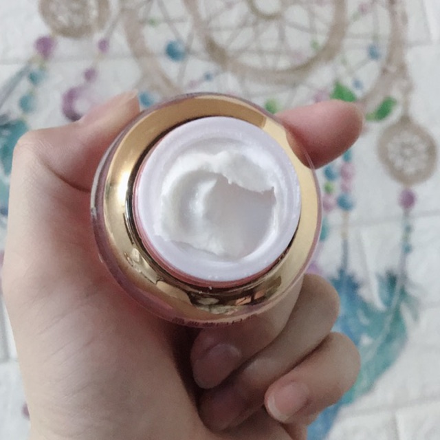hàng chuẩn) Tách lẻ kem ngày Hoàng Cung màu hồng