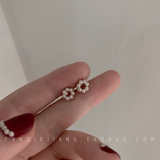 Bông tai bạc s925 tròn đính ngọc trai đơn giản
