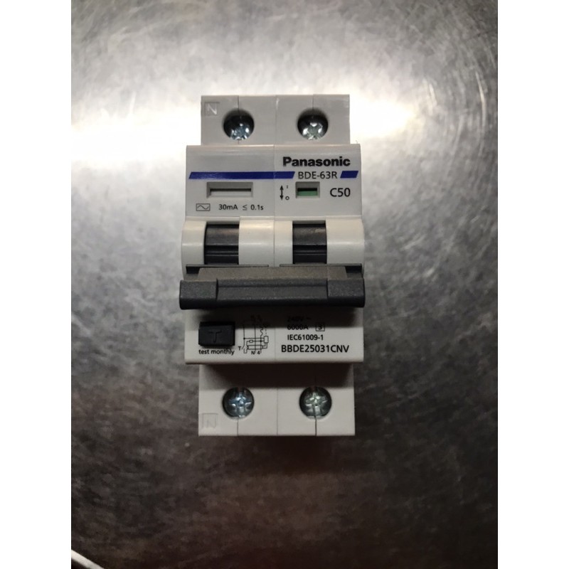 CB chống giật pana