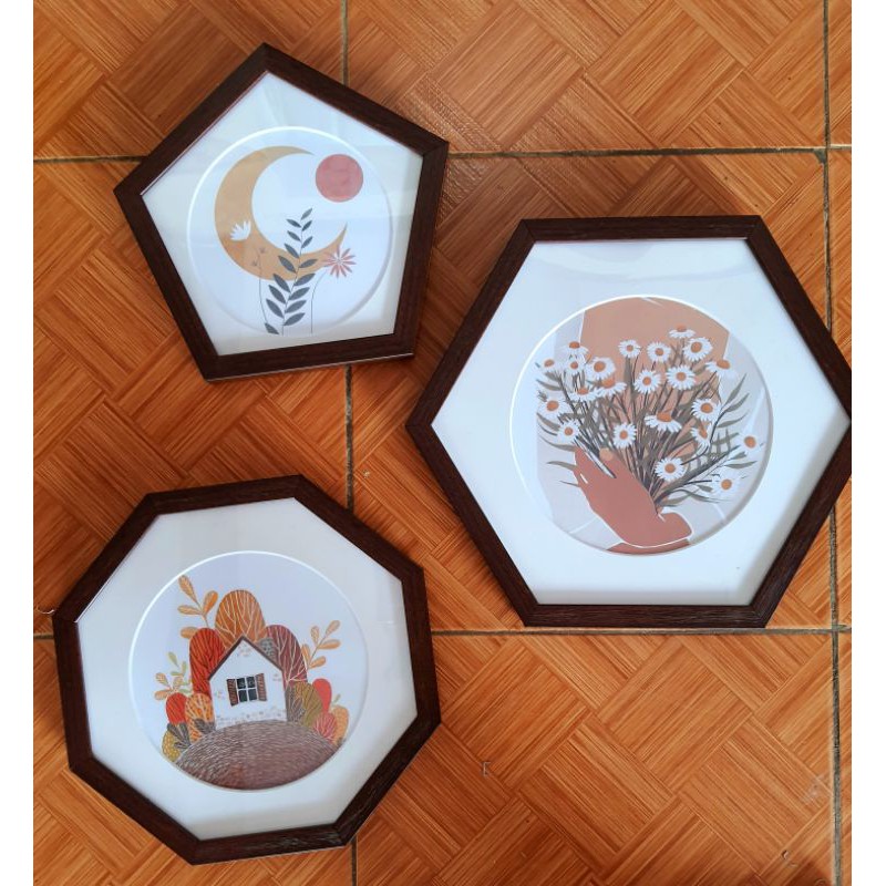 Khung tranh bát giác, lục giác ngũ giác, tam giác, hình vuông bo tròn đường kính 20-30cm... đặt theo yêu cầu