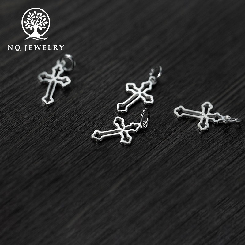 Mặt dây chuyền bạc chữ thập mặt - NQ Jewelry