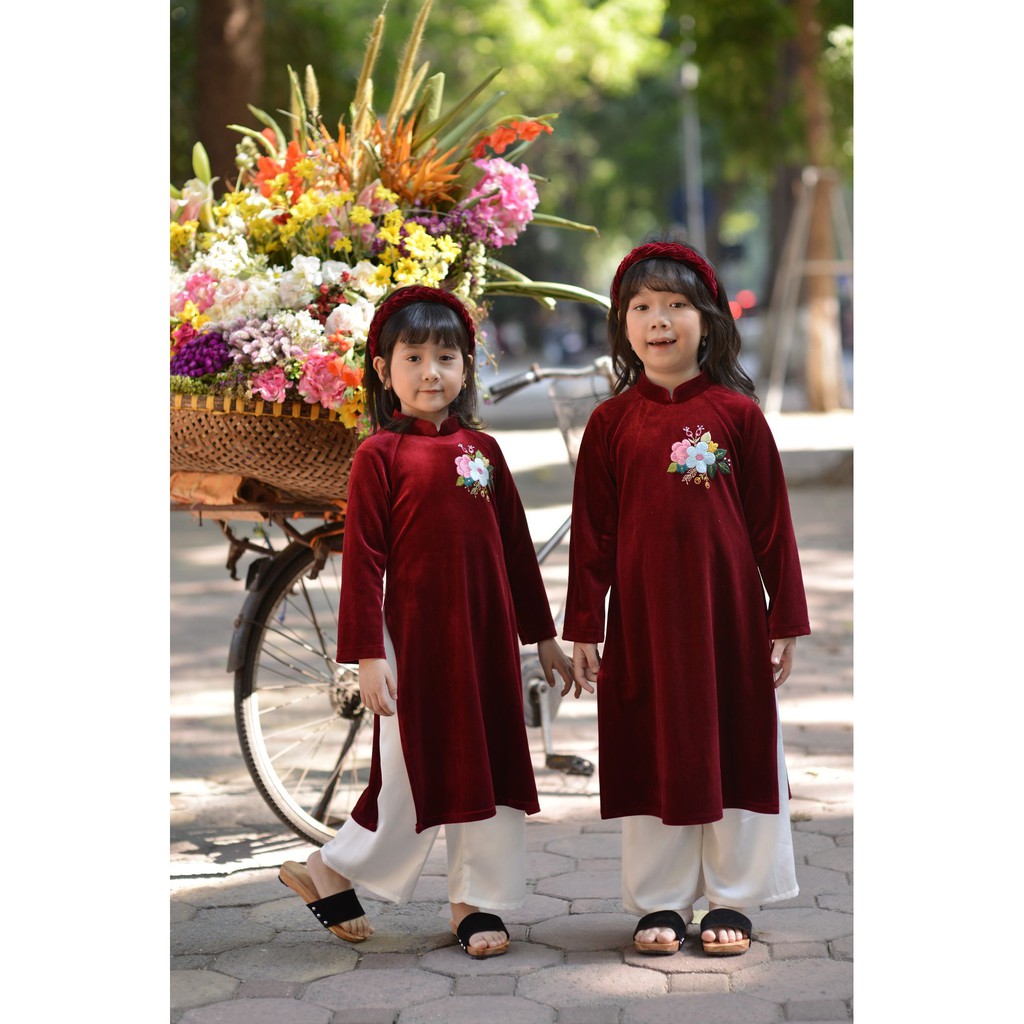 Áo Dài Bé Gái Thêu Hoa Bằng Tay Kèm Bờm Cho Bé 6 - 25kg