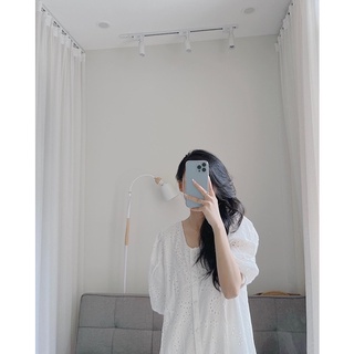 Váy dài đuôi cá hoa dập Samhyewear