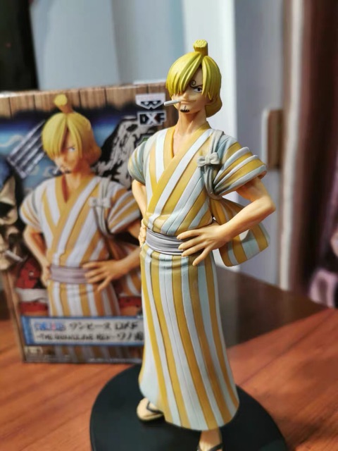 Mô Hình Nhân Vật Sanji 18cm Phim One Piece