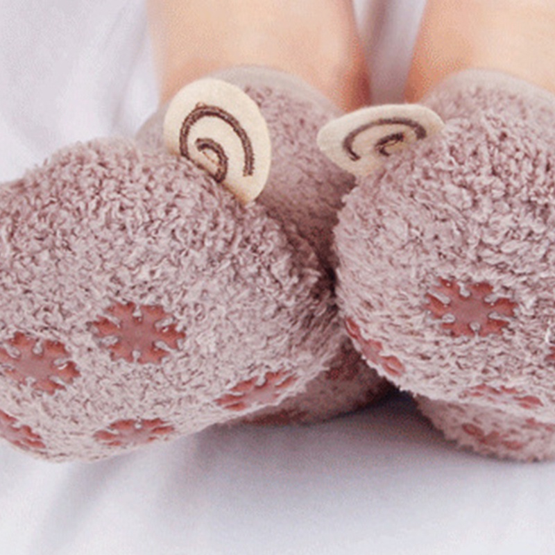 Tất Nhung Cổ Thấp Chống Trượt Thêu Họa Tiết Động Vật Hoạt Hình Xinh Xắn Theo Phong Cách Mùa Đông Dành Cho Nữ