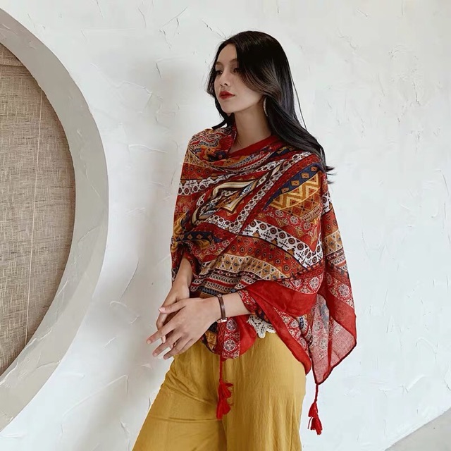Khăn choàng bohemian in họa tiết thổ cẩm linen
