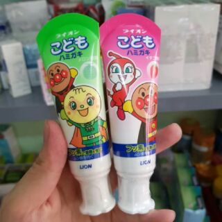 Combo khách đặt Kem đánh răng trẻ em lion Nhật Bản