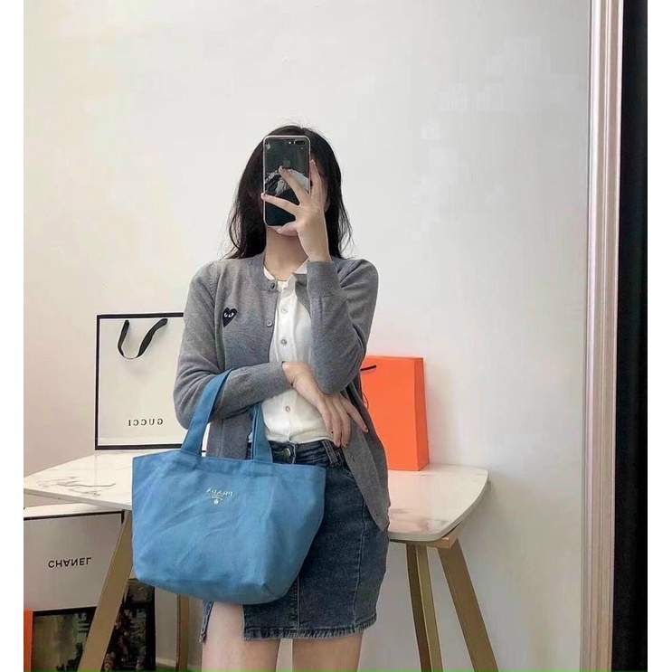 Túi vải Gift Prada xanh