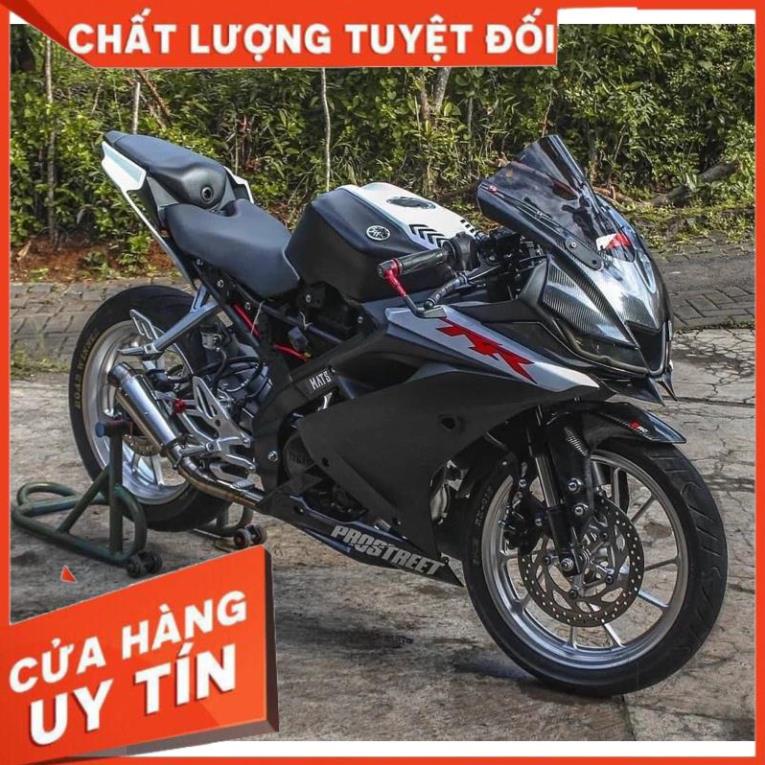Kính chắn gió zero gravity yamaha r15 r15v3 lắp như zin  siêu đẹp cao và to hơn mẫu cũ giúp chắn gió tốt h sale
