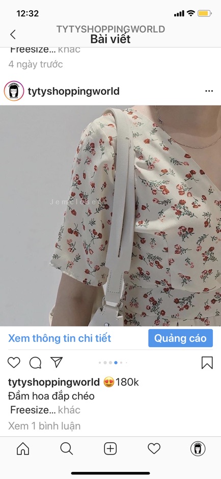 Đầm hoa đắp chéo