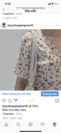 Đầm hoa đắp chéo