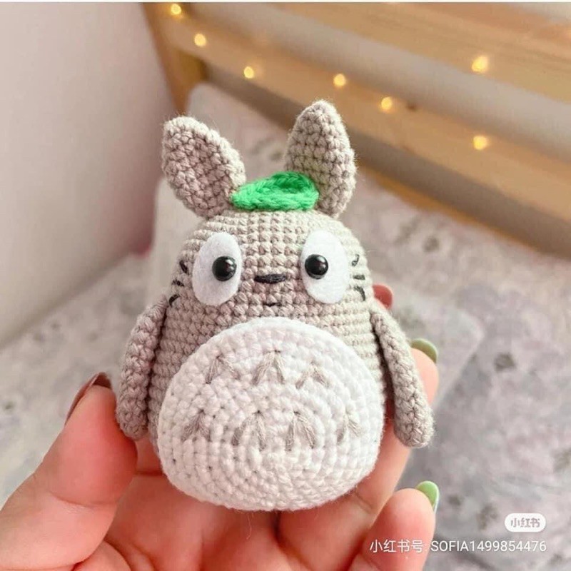 Móc khoá Totoro xám đáng yêu bằng len