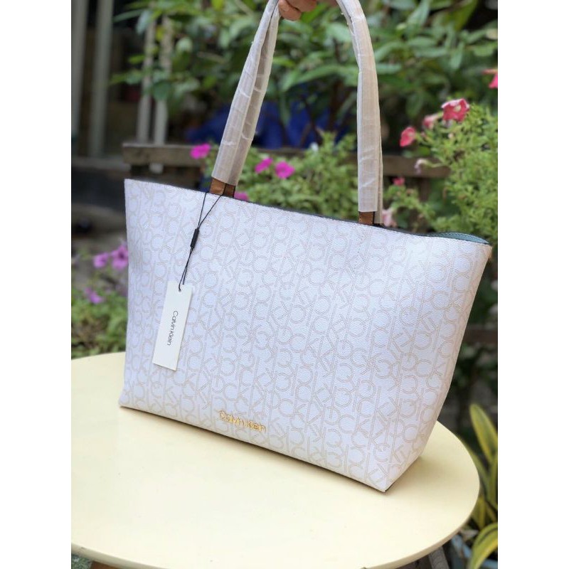 Túi Calvin Klein tote