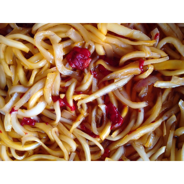 Mứt dừa non vị gấc