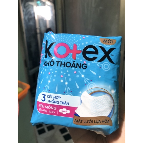 BĂNG VỆ SINH KOTEX SIÊU MỎNG CÁNH