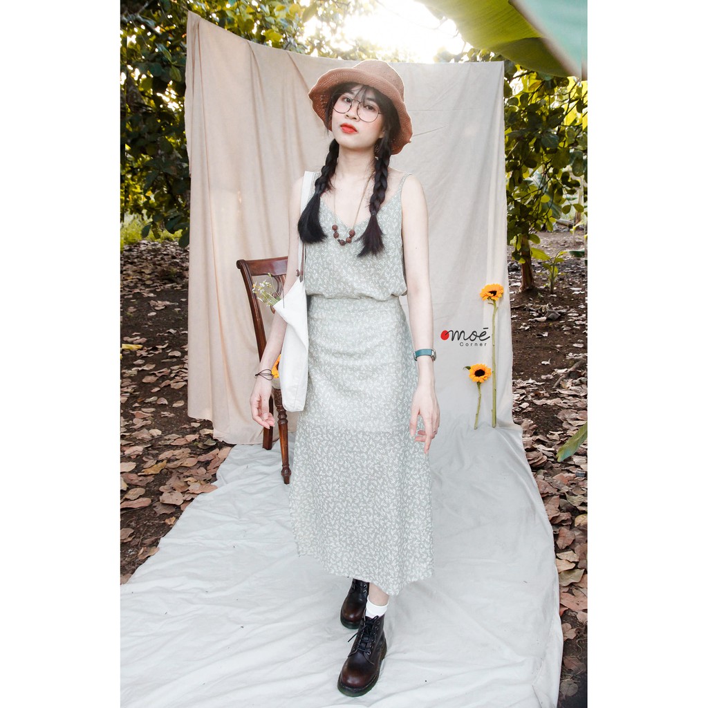 Chân váy xẻ tà Kimi | BigBuy360 - bigbuy360.vn