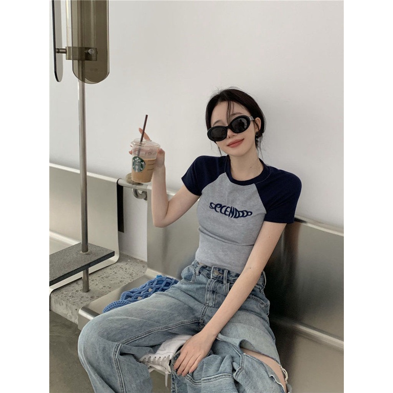 Áo Thun Ôm Cổ Tròn Tay Ngắn Thêu Màu Sắc Tương Phản Thời Trang Xu Hướng