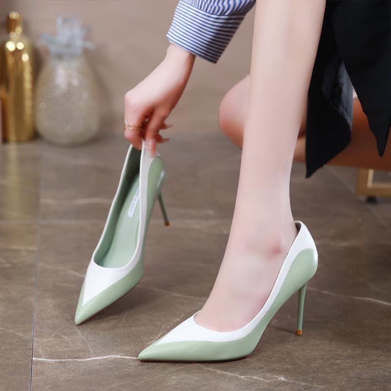 Giày Cao Gót 8cm Mũi Nhọn Phối Màu Đen Và Trắng Thời Trang 2022