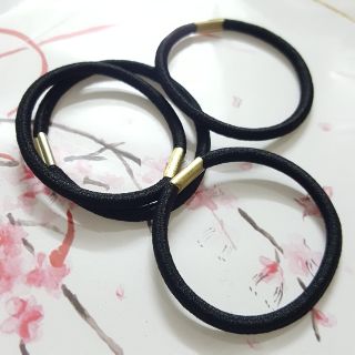 Dây buộc tóc màu đen