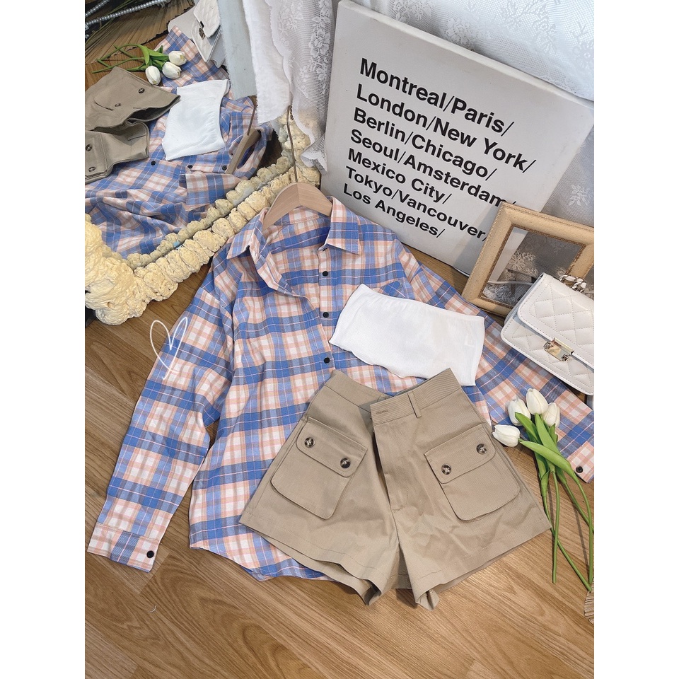 SET 3 MÓN: ÁO SƠ MI CARO XANH TÍM + ÁO CROPTOP ỐNG TRẮNG + QUẦN SHORT KEM TÚI HỘP
