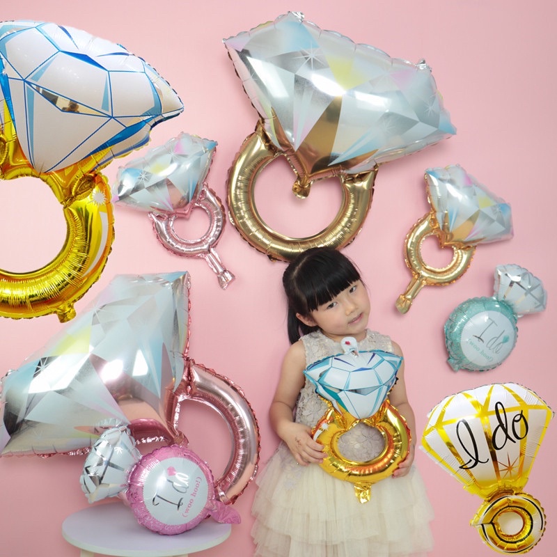 Bóng Trang Trí Hình Nhẫn Kim Cương