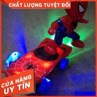 Siêu nhân nhện đi xe cân bằng