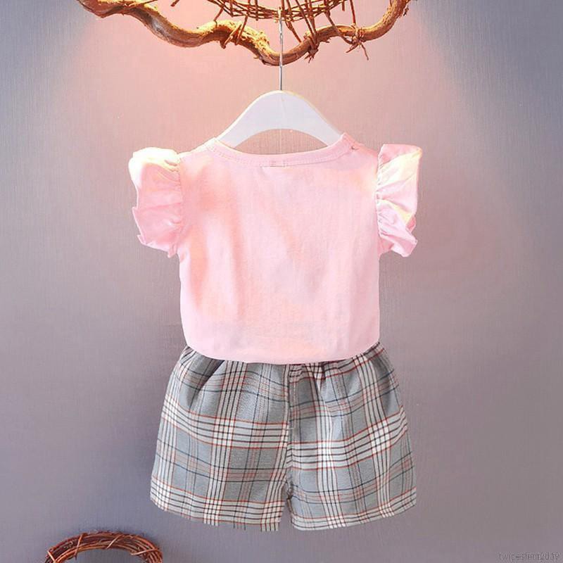 Set áo thun in chữ + Quần short caro cho bé gái